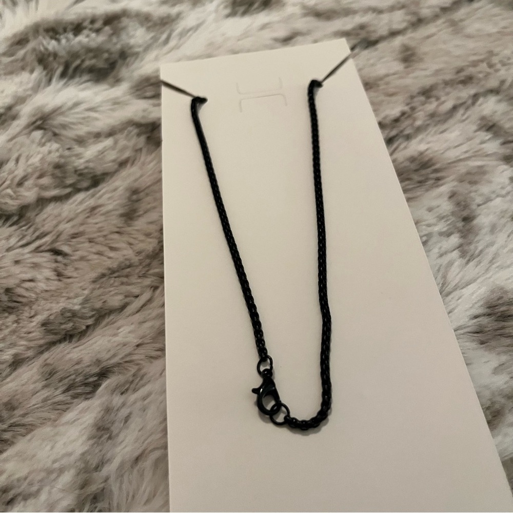 NWT Men's Black Chain Nail Cross Necklace - Picture 4 of 5